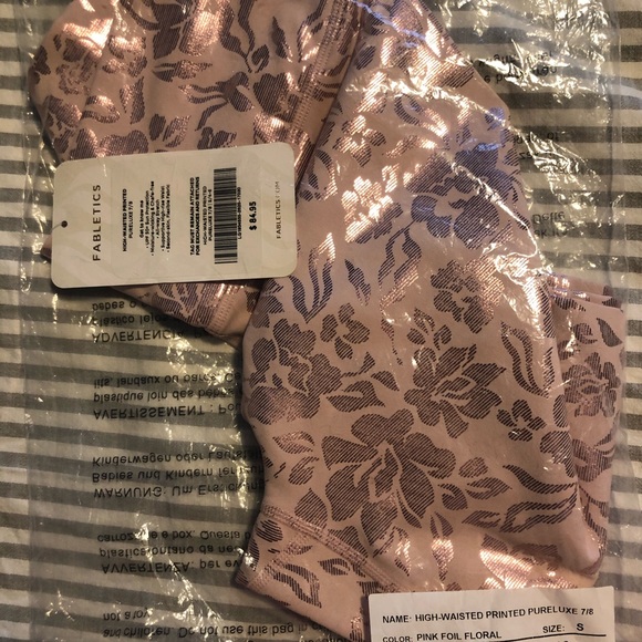 Fabletics Luxe 7/8 metallic foil leggings.NWT - Picture 4 of 4